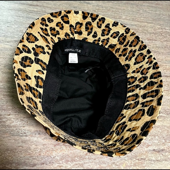 New Kendall & Kylie cheetah print hat - Picture 8 of 11